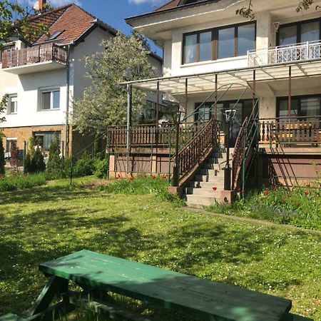 Luxury Eagle Apartman Budapest Exterior foto
