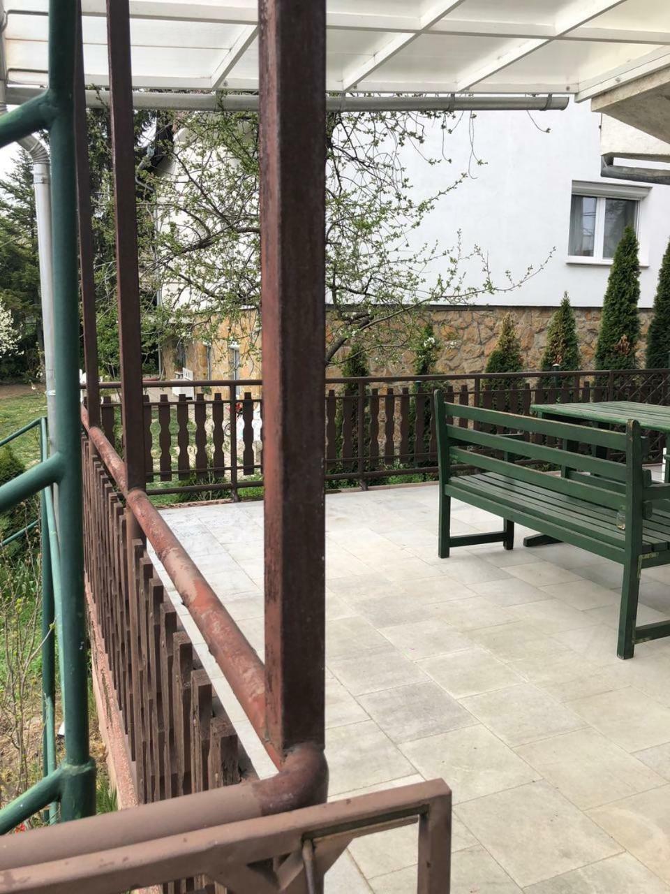 Luxury Eagle Apartman Budapest Exterior foto